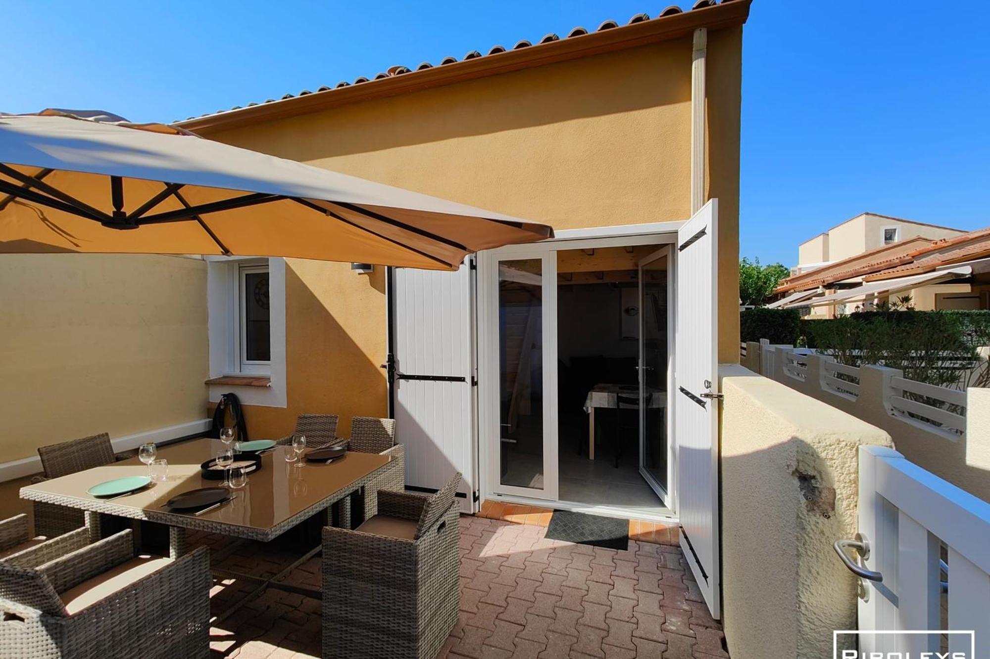 Maison Renovee Et Climatisee Avec Wifi A 600M De La Plage Виас Экстерьер фото