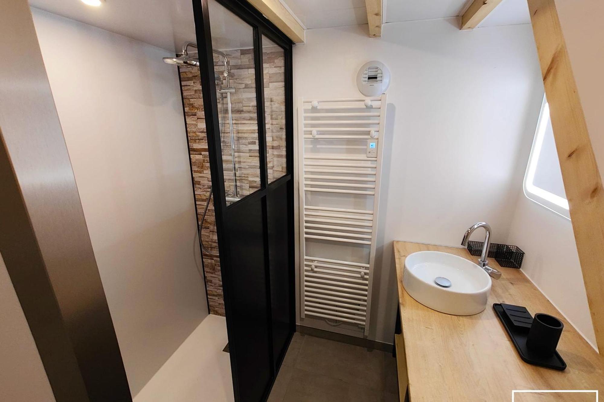Maison Renovee Et Climatisee Avec Wifi A 600M De La Plage Виас Экстерьер фото